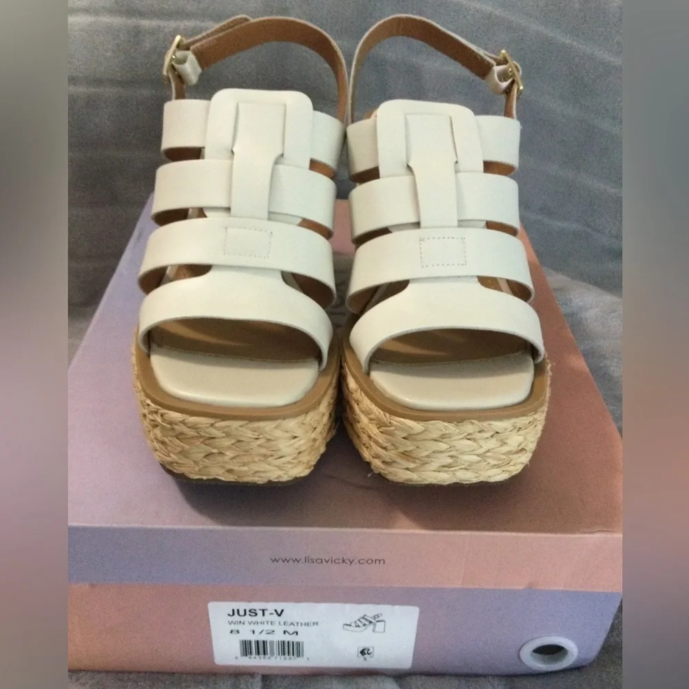 Lisa Vicky Just Strappy Platform White Sandals Size 8.5 M